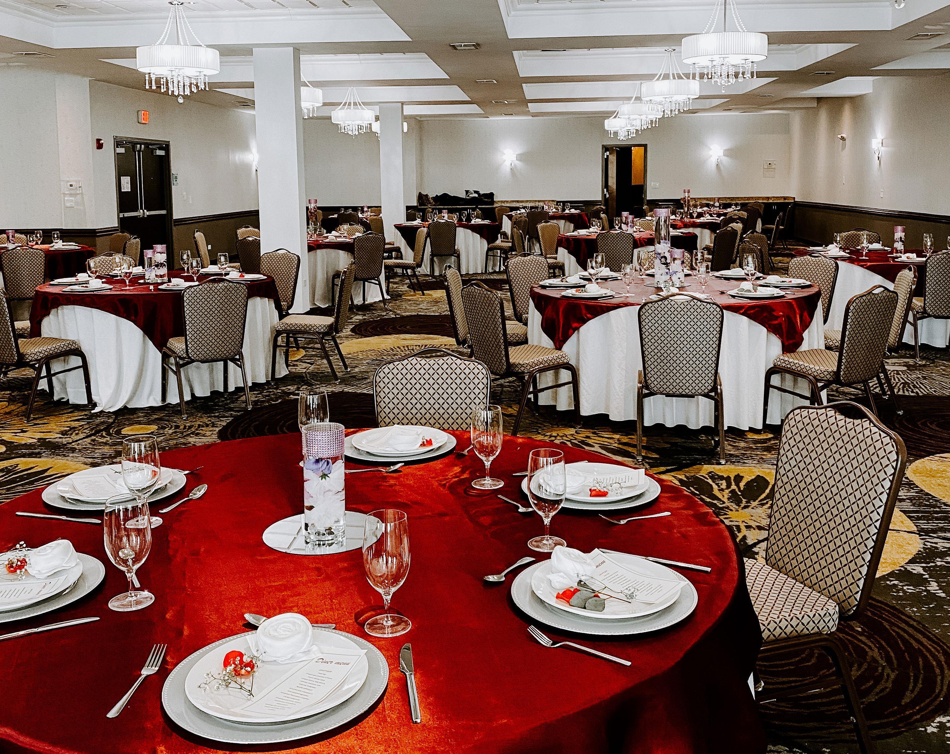 Crowne Plaza Chicago Sw - Burr Ridge By Ihg Hotel Exterior photo